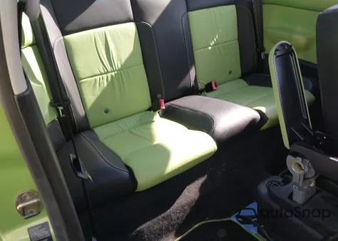 2003 Volkswagen New Beetle Gls 1.8T из США, поврежденный, VIN 3VWCD21C83M419962